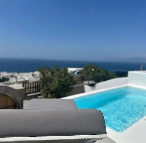 Daire Kokkinos' Windmill Mykonos Town